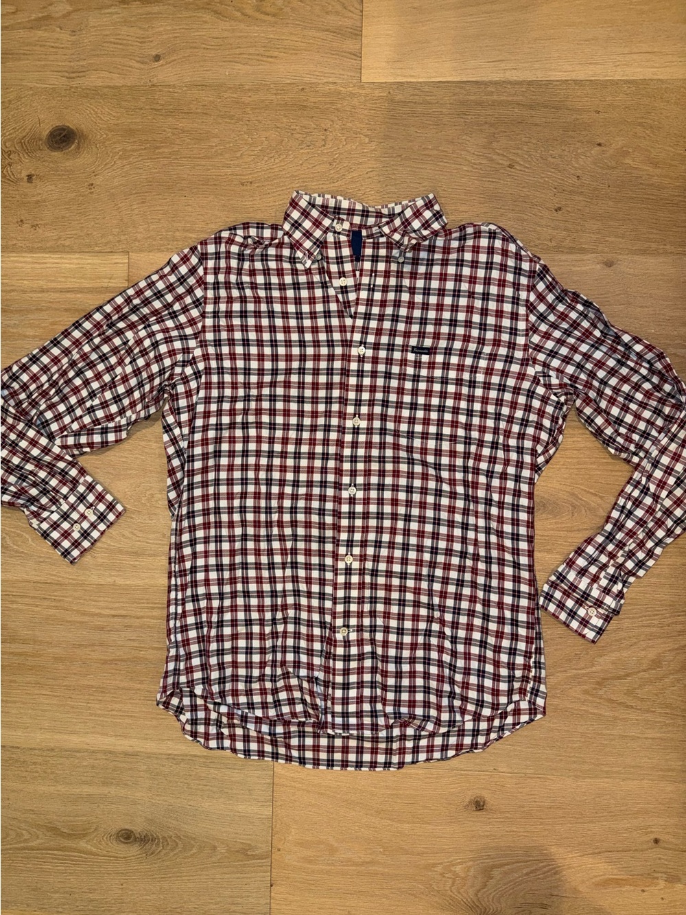 Men’s Facconable Dress shirt.